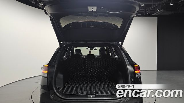 Kia Sportage (V) Gasoline 1.6 Turbo 4WD 30TH Edition 2024 — фото 20