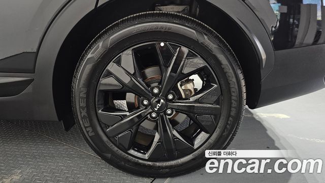 Kia Sportage (V) Gasoline 1.6 Turbo 4WD 30TH Edition 2024 — фото 21