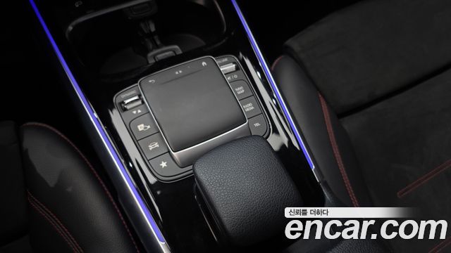 Mercedes-Benz GLB-Class (X247) GLB250 4MATIC 2021 — фото 17