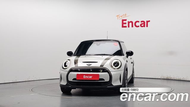 MINI Cooper Electric Resolute Edition 3rd 2024 — фото 3
