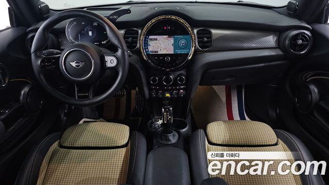 MINI Cooper Electric Resolute Edition 3rd 2024 — фото 7