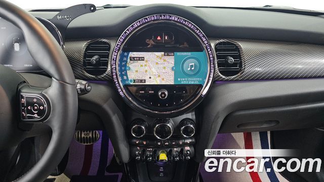 MINI Cooper Electric Resolute Edition 3rd 2024 — фото 14