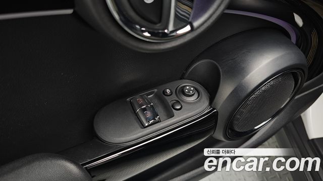 MINI Cooper Electric Resolute Edition 3rd 2024 — фото 18