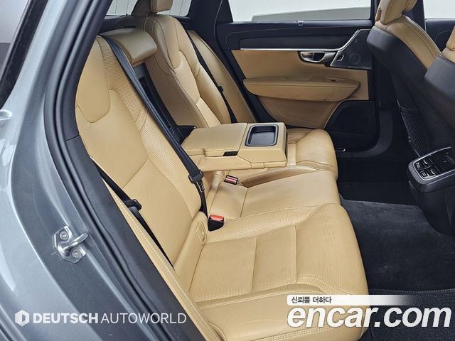 Volvo V90 Cross Country T5 Pro AWD 2020 — фото 16