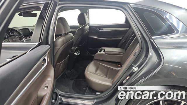 Hyundai Grandeur (IG) 3.0 LPi Rent Car Premium 2020 — фото 18