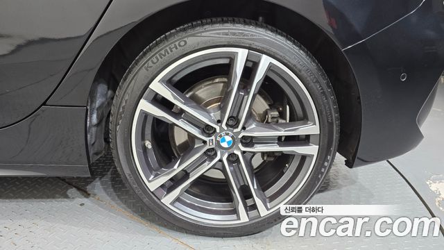 BMW 1 Series (F40) 120i M Sports 2021 — фото 21