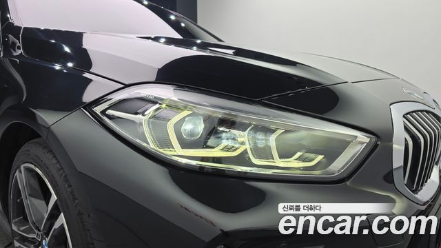 BMW 1 Series (F40) 120i M Sports 2021 — фото 22