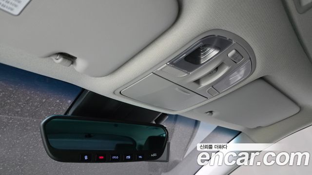Hyundai Kona Electric Premium 2019 — фото 18