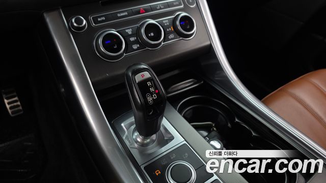 Land Rover Range Rover Sport (II) 3.0 SDV6 HSE Dynamic 2016 — фото 9