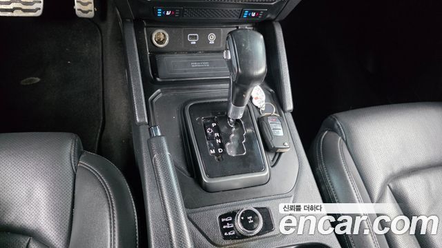 KG Mobility (SsangYong) Rexton Sports Khan Diesel 2.2 4WD Prestige 2021 — фото 9