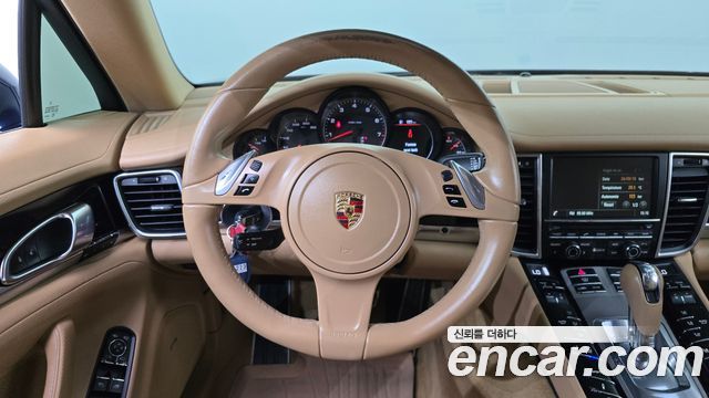 Porsche Panamera 3.6 AWD 970 2015 — фото 13