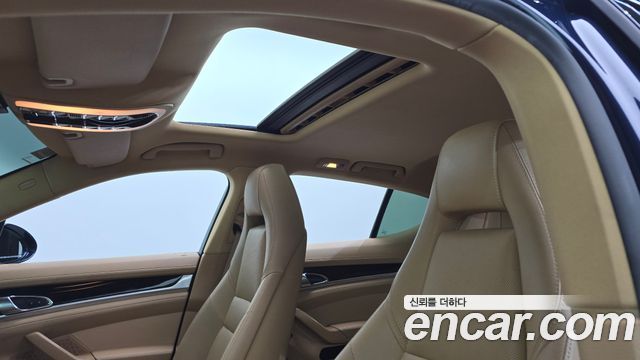 Porsche Panamera 3.6 AWD 970 2015 — фото 16