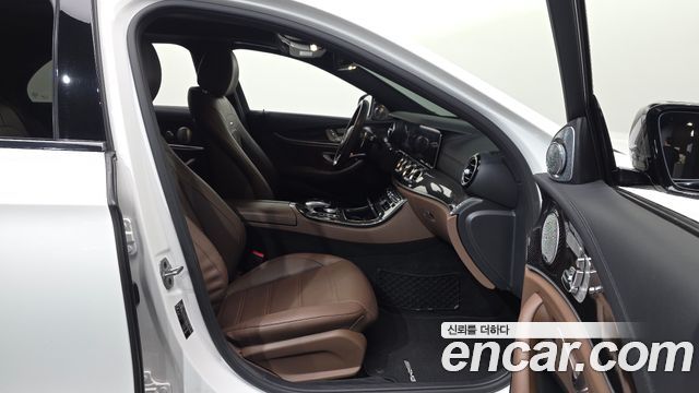 Mercedes-Benz E-Class (W213) E63 AMG 4MATIC+ 2019 — фото 11