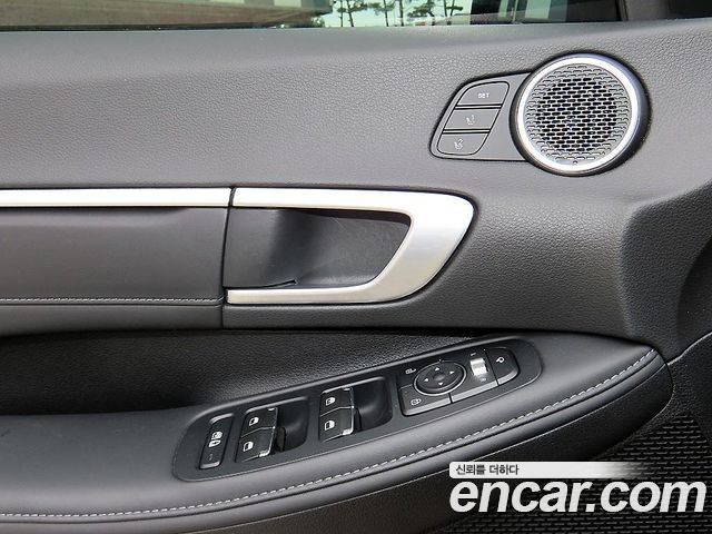 Hyundai Sonata (DN8) 2.0 LPG(Disabled Person) Premium 2021 — фото 15