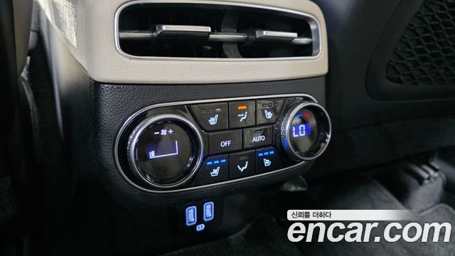 Genesis GV70 2.5T Gasoline 2WD 2023 — фото 18