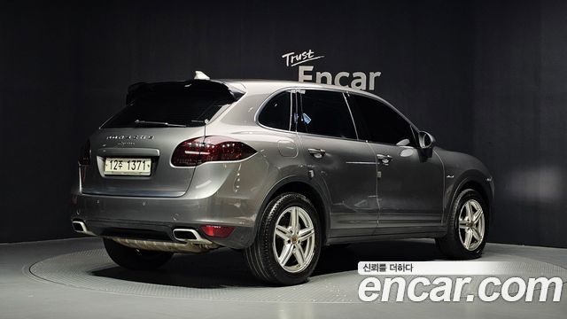 Porsche Cayenne 3.0 Diesel 958 2012 — фото 2