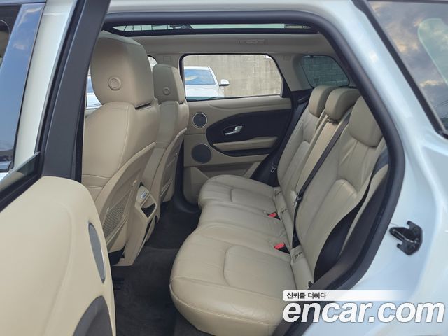 Land Rover Range Rover Evoque 2.0 TD4 SE 2017 — фото 9