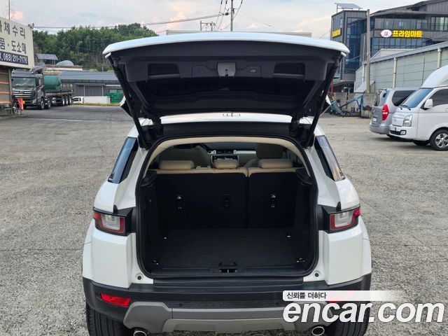 Land Rover Range Rover Evoque 2.0 TD4 SE 2017 — фото 22