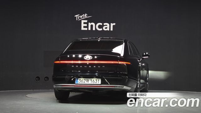Hyundai Grandeur (GN7) 2,5 Gasoline 2WD Exclusive 2023 — фото 4