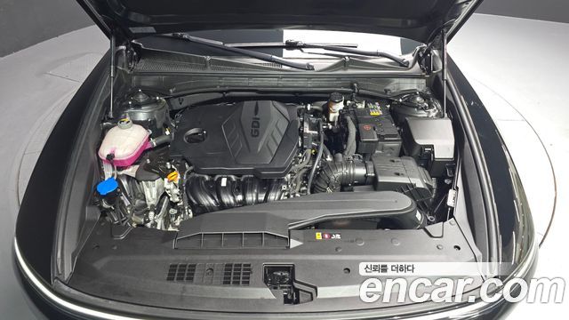 Hyundai Grandeur (GN7) 2,5 Gasoline 2WD Exclusive 2023 — фото 6