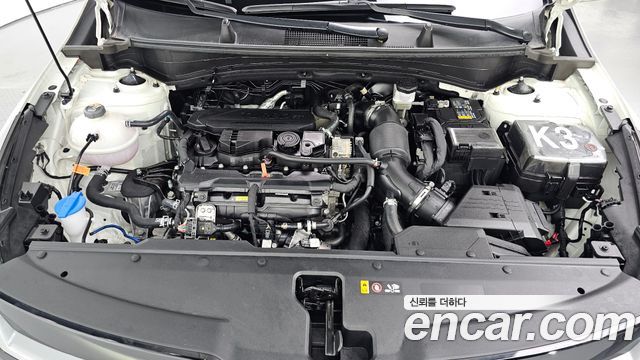 Kia Sportage (V) Gasoline 1.6 Turbo 2WD Prestige 2025 — фото 6