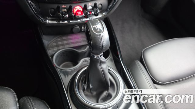 MINI Cooper D Clubman Standard 2nd 2016 — фото 9
