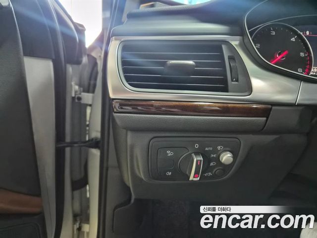 Audi A6 2.0 TDI Dynamic C7 2013 — фото 20