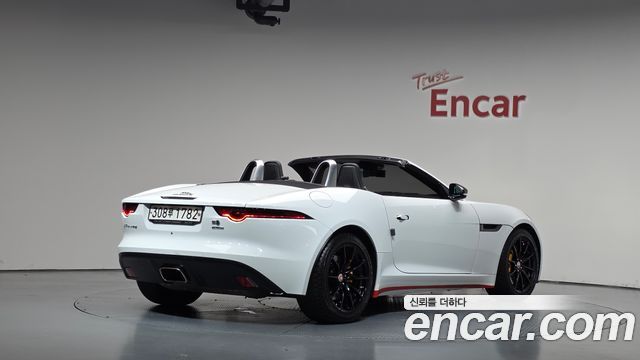 Jaguar F-TYPE P300 Convertible X152 2020 — фото 2