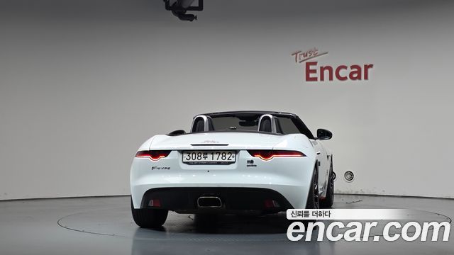 Jaguar F-TYPE P300 Convertible X152 2020 — фото 4