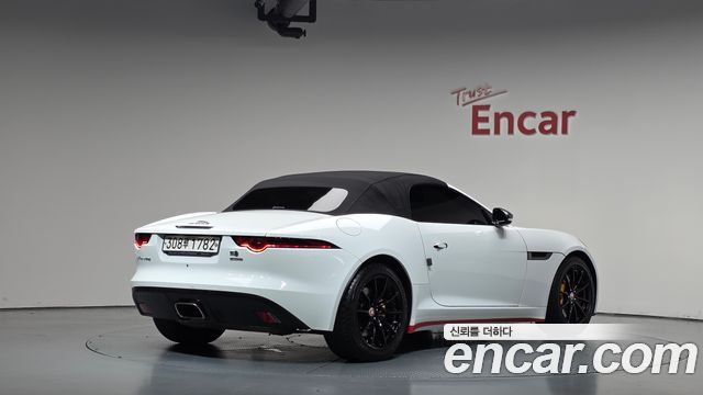 Jaguar F-TYPE P300 Convertible X152 2020 — фото 33