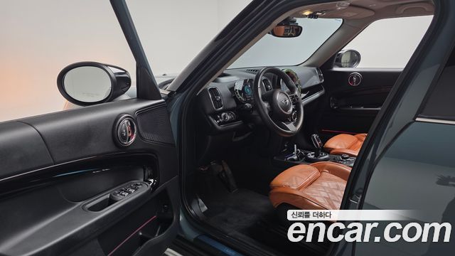 MINI Cooper Countryman Classic 2nd 2024 — фото 10