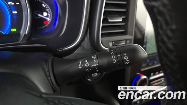 Renault Korea QM6 2.0 LPe RE Signature 2WD 2022 — фото 29