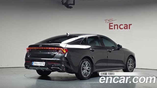 Kia K5 Hybrid (III) Signature 2020 — фото 2