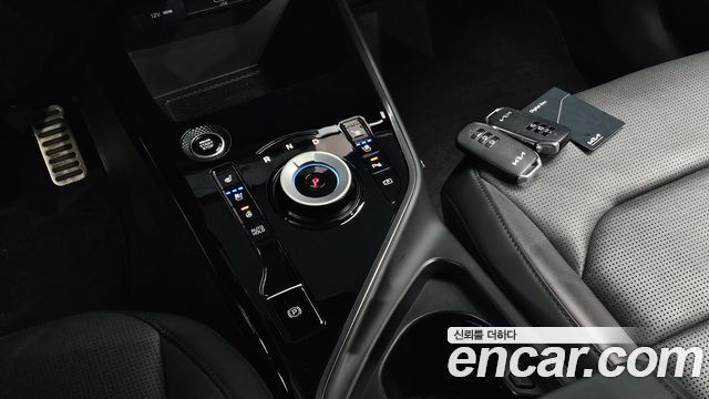 Kia Niro Signature 2022 — фото 9