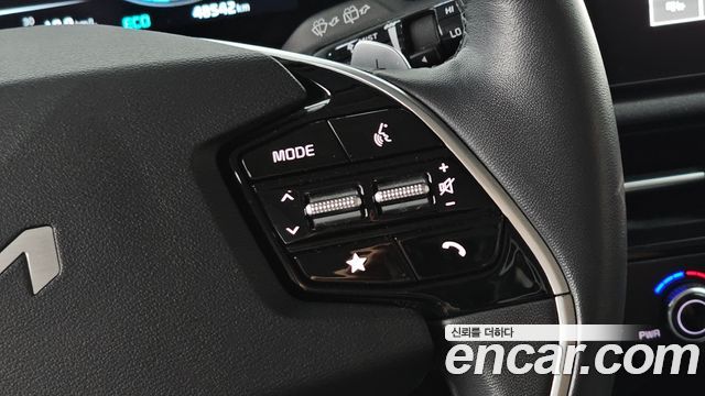 Kia Niro Signature 2022 — фото 16