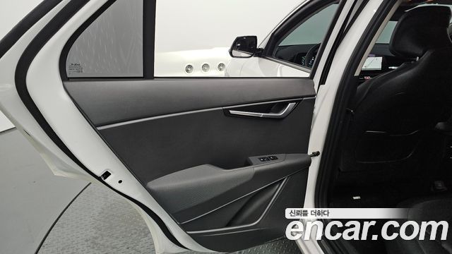Kia Niro Signature 2022 — фото 25