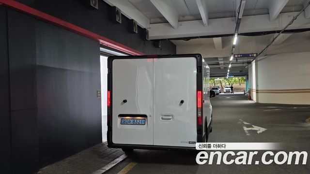 Hyundai ST1 Cargo Premium 2025 — фото 4