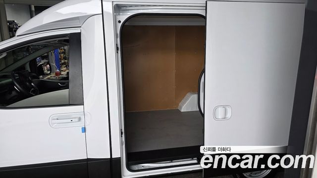 Hyundai ST1 Cargo Premium 2025 — фото 26
