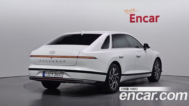 Hyundai Grandeur (GN7) 3.5 LPG 2WD Premium 2023 — фото 2