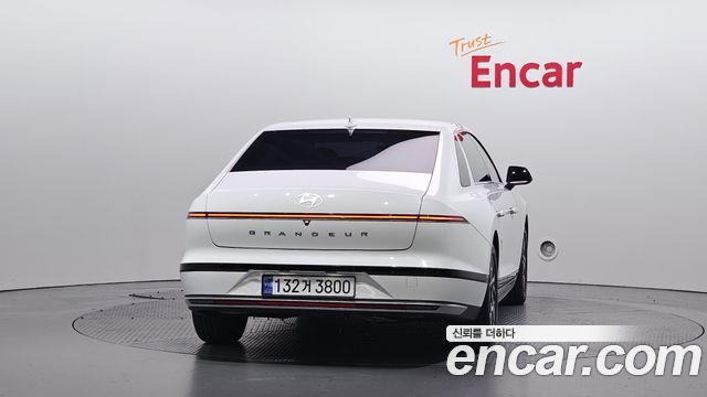 Hyundai Grandeur (GN7) 3.5 LPG 2WD Premium 2023 — фото 4