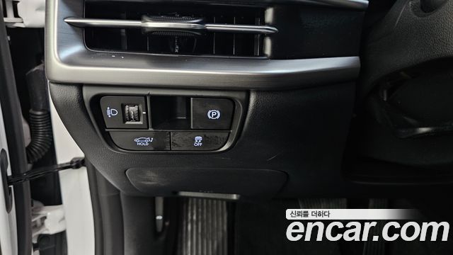 Hyundai Grandeur (GN7) 3.5 LPG 2WD Premium 2023 — фото 17