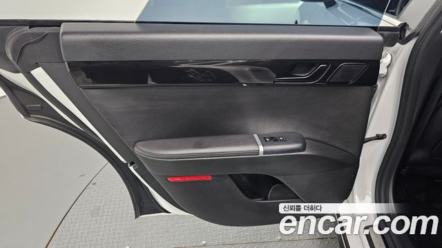Hyundai Grandeur (GN7) 3.5 LPG 2WD Premium 2023 — фото 25