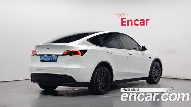 Tesla Model Y Long Range AWD 2021 — фото 2