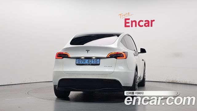 Tesla Model Y Long Range AWD 2021 — фото 4