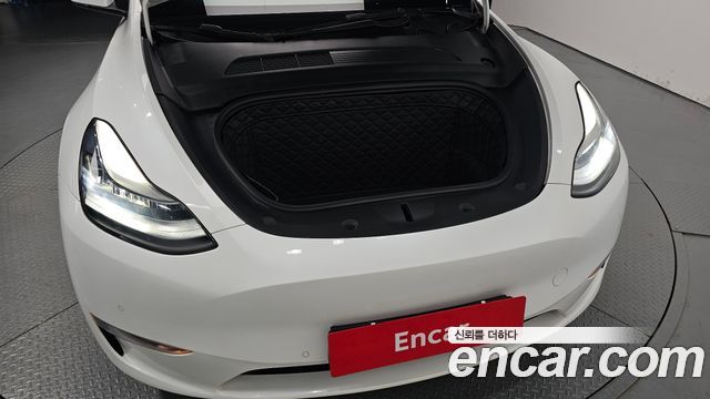 Tesla Model Y Long Range AWD 2021 — фото 6