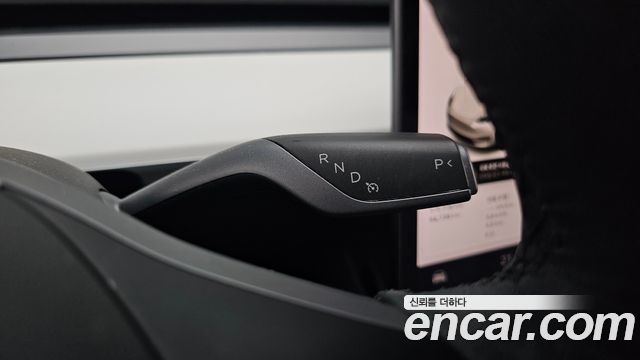 Tesla Model Y Long Range AWD 2021 — фото 9