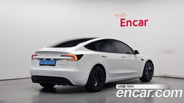 Tesla Model 3 Long Range AWD 2024 — фото 2