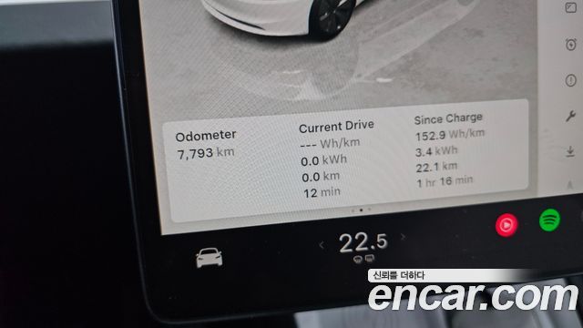Tesla Model 3 Long Range AWD 2024 — фото 8