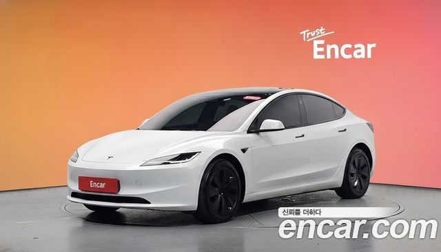 Tesla Model 3 Long Range AWD