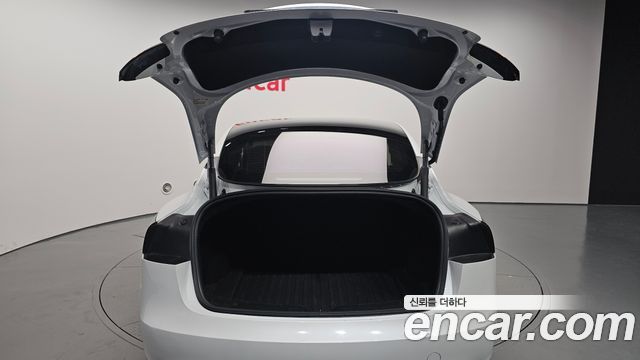 Tesla Model 3 Long Range AWD 2024 — фото 27